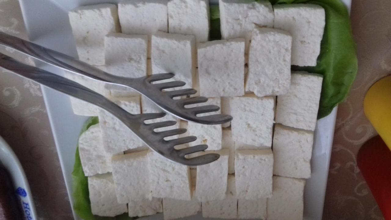 Garni Hotel Crystal Ice Ni Exteriör bild